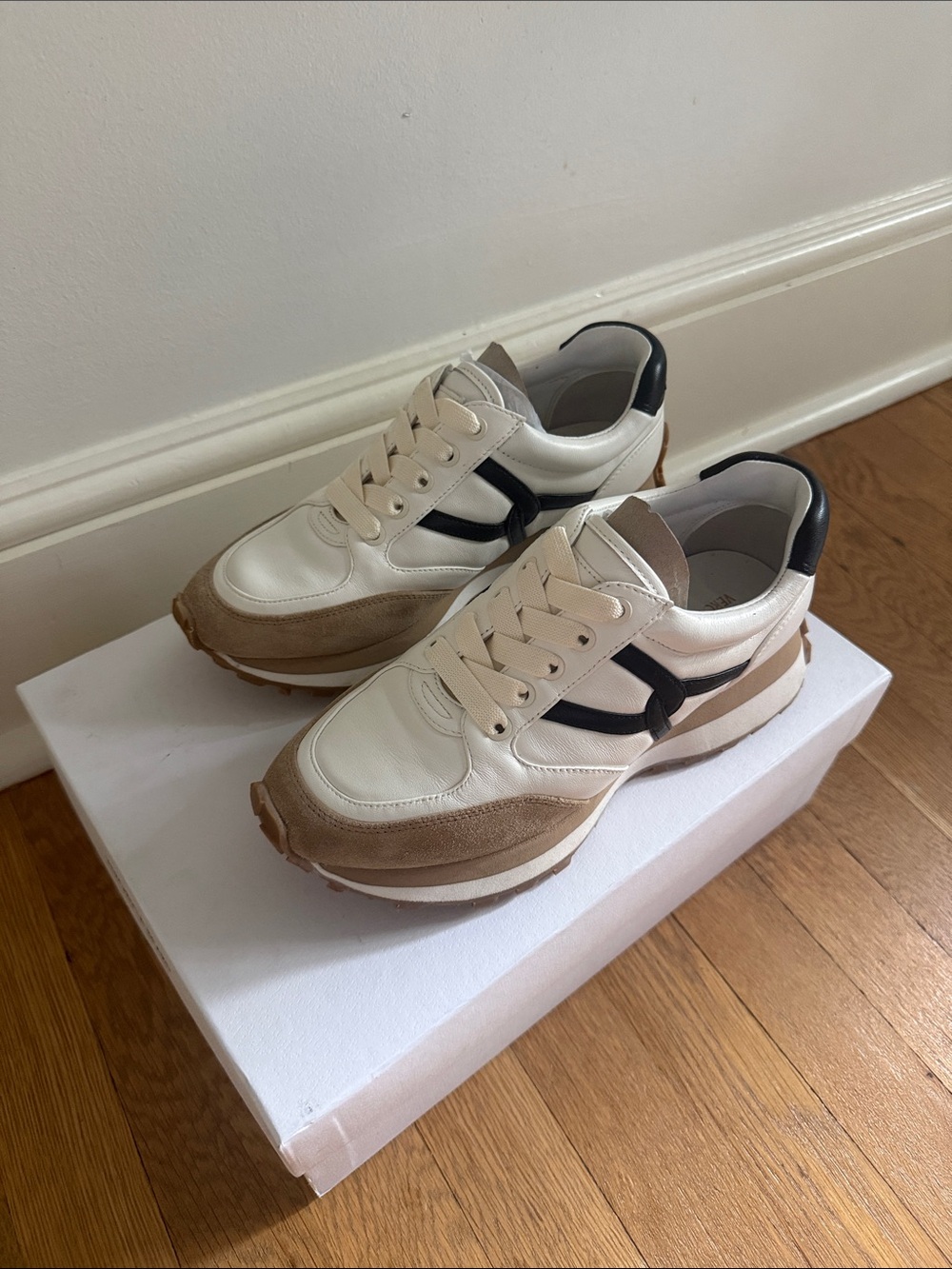 Veronica Beard Valentina Sneaker